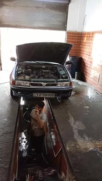 ميتسوبيشي لانسر • ١٣٠٠ • توماتيك