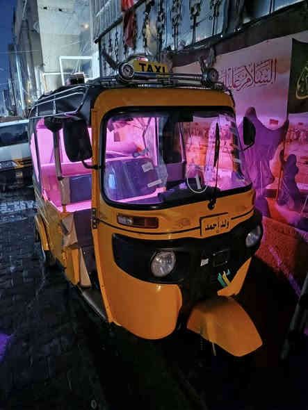 22 رقم وسنويه هيه وغراضها سيبايه شاشه دمام جلدات ودوشمه محرك وكشر مكفول عده طخه يم جاملغ تكتك كبل الشارع ***********
