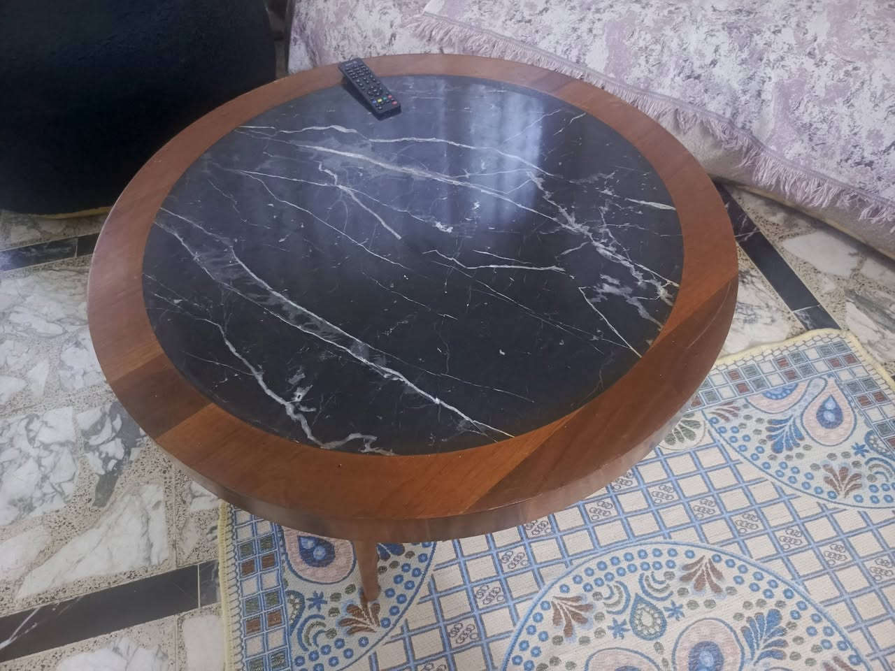 السلام عليكم 
غراض منزليه للبيع بغداد الدوره شارع 60


**إذا كنت صاحب هذا الإعلان وتريد حذفه لأي سبب، رجاءا أرسل رسالة إلى الدعم الفني**