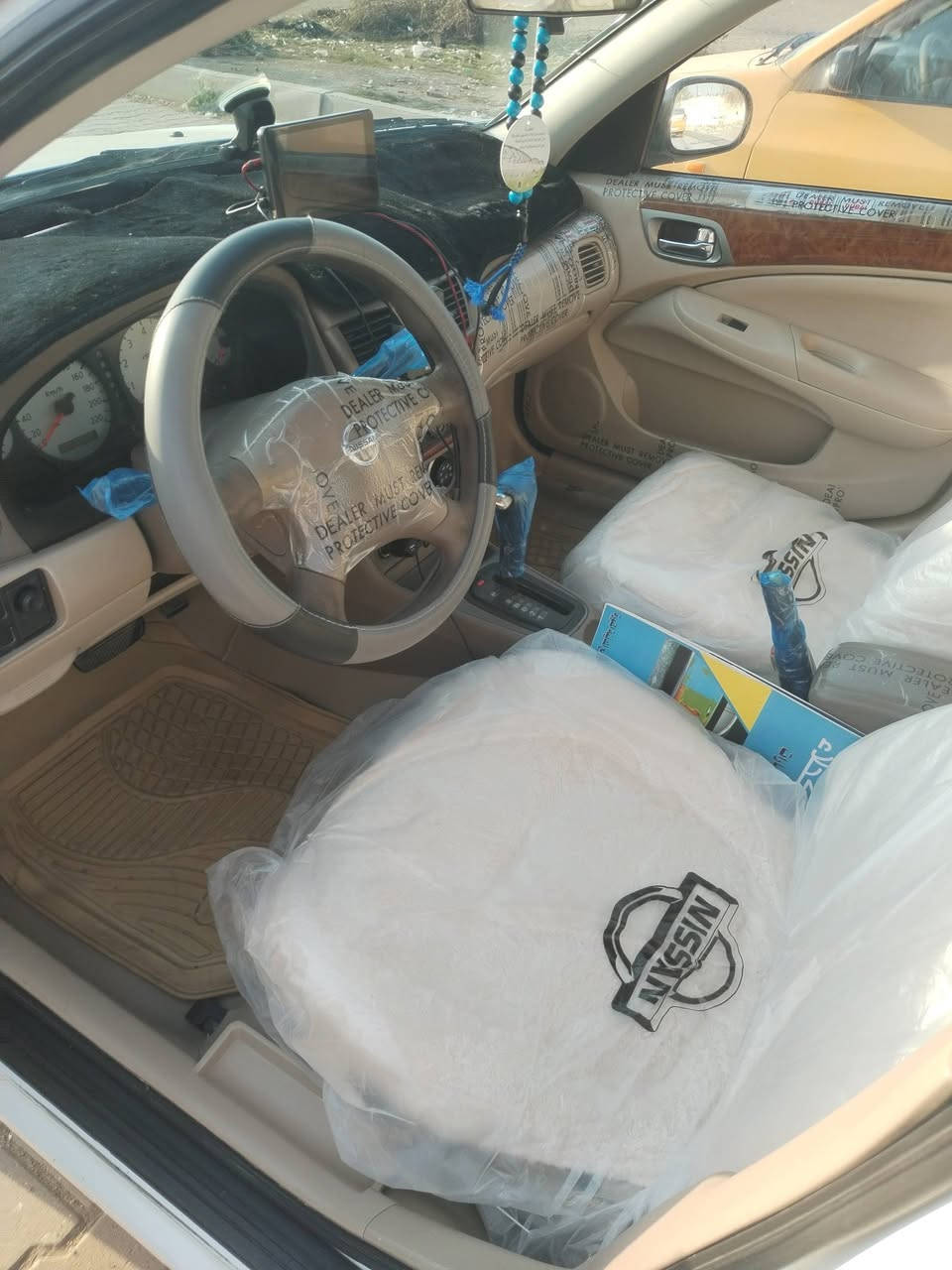 سني ياباني 2010
سنوية لغاية 2028
جاهزة كلشي شغال وشرط القناعه والفحص
بيها صبغ جاملغ خلفي وشوية من الصندوك
اثر تكشير بدون ضربة او معجون
ترهم بيع او مراوس حسب القناعة
السعر 105 وبيها مجال قليل 
مكاني بغداد


**إذا كنت صاحب هذا الإعلان وتريد حذفه لأي سبب، رجاءا أرسل رسالة إلى الدعم الفني**