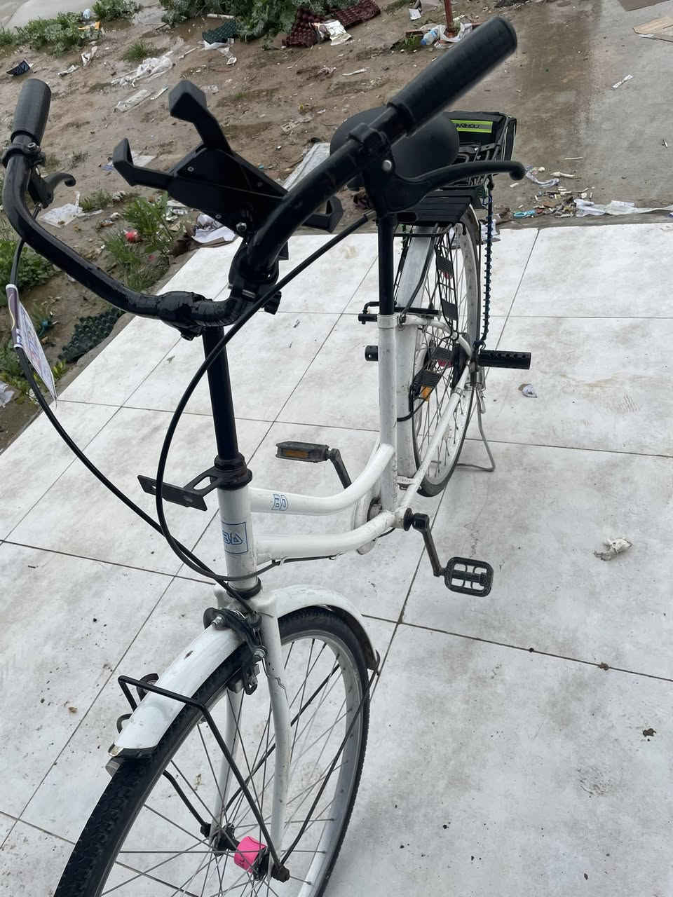 اخوانه العزار سلام عليكم 🫡
بيسكل جديد بمعنه الكلمه 
مديل 2024
BD
كامل من كلشي مايعوزو برغي 
لون ابيضّ المرغوب 
ومكاني موصل 
والسعر 115بي مجال قليل***********
متوفر وتساب 
👋🏻
