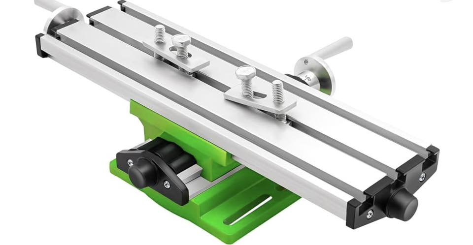 هذه الآلة هي طاولة عمل لطحن ومثقاب متقاطع متعددة الوظائف (Multifunction Milling Working Cross Table)، وتستخدم كملحق لآلات الحفر الصغيرة أو آلات الطحن. 
المميزات: تحتوي على مقاييس دقيقة، وتسمح بتعديل مواضع المحور X والمحور Y لضمان دقة التشغيل. 
المادة: مصنوعة من سبائك الألومنيوم المقاومة للصدأ والتآكل لضمان عمر خدمة طويل. 
الاستخدام: مثالية للأعمال المنزلية وورش الصيانة الصغيرة.
بسعر 20 الف


**إذا كنت صاحب هذا الإعلان وتريد حذفه لأي سبب، رجاءا أرسل رسالة إلى الدعم الفني**
