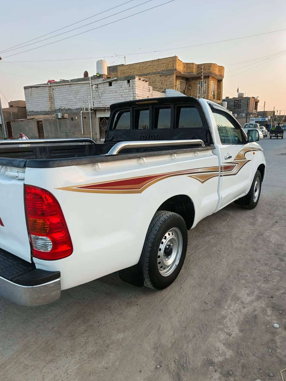 للبيع فلاونزه تك موديل 2006 دبل ارباك كويتي شاصي 19 سيارة من ضربه وتبديل بيه مكانات صبغ شاصي كفاله محرك وكير كفاله رقم انكليزي ذي قار بسامينه سنويه لل30 الشراي يتصل *********** مكان ذي قار المركز
