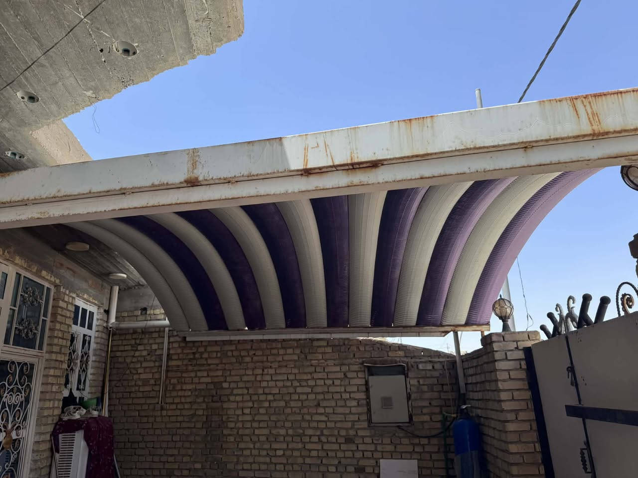 سقيفة كيسبان للبيع بحاله جيده الاستفسار اكثر الاتصال ***********
