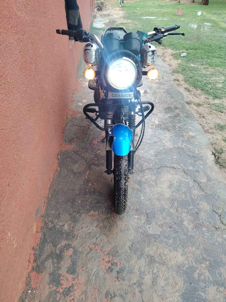 دايون 21 للبيع اوراق اصولي مكينه مكفوله برغي ما مفتوح بيها سعرها 1200 وبيها مجال حك الجيه مكاني ذي قار الرفاعيي
شراي اتصل ***********
