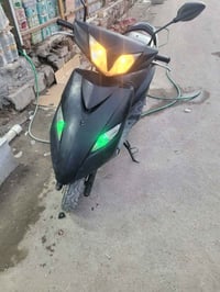 ثعلب للبيع دراجه حلوه مكينه ما مفتوحه اشاير بس نقصها باتري تشتغل هندر ...