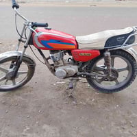 موتور • بدون وراق • سبع قصور بغداد