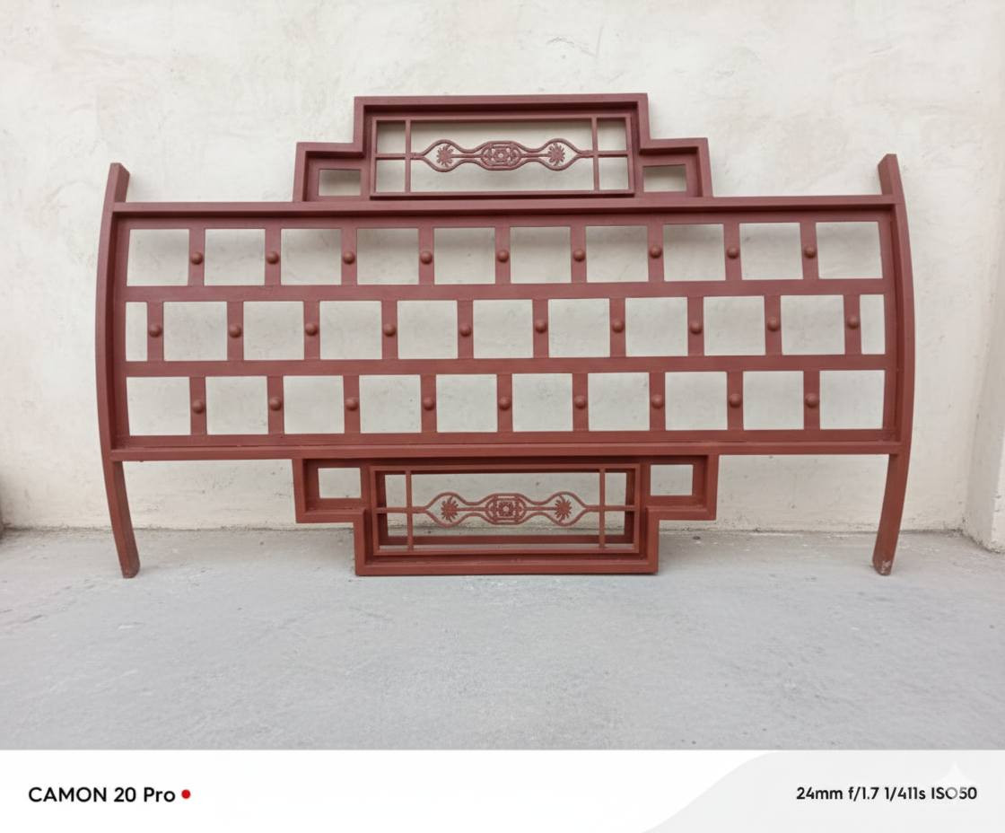 شباك بهاذا الشكل الصوره الثانيه للتوضيح طوله مترتين ونص وعرض مترتين جبته وما كفه سويته اب ٤٥٠ الله يشهد سويته اريده اب١٢٥ .


**إذا كنت صاحب هذا الإعلان وتريد حذفه لأي سبب، رجاءا أرسل رسالة إلى الدعم الفني**