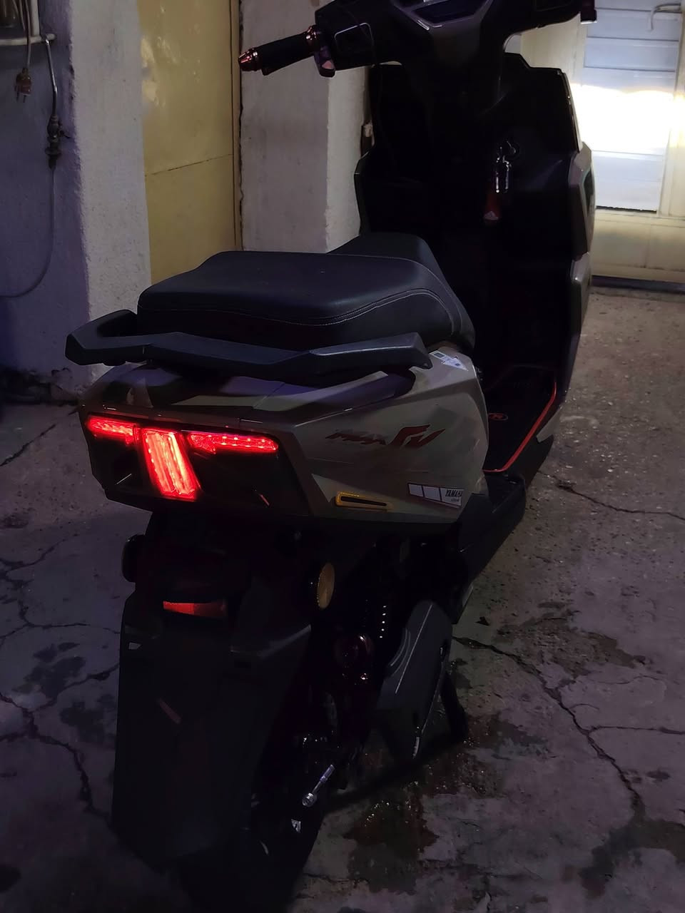 يابه شونهم 🫡سكنس شحن موديل 2025
معروفه مواصفاته ميحتاج احجي
سعرها 650 وبيها مجال للطيبين
اي استفسار خاص
او وتساب
***********
الي ميعجبه المنشور يترك تعليق حلو مثله واذا ميكدر خلي يعبر
