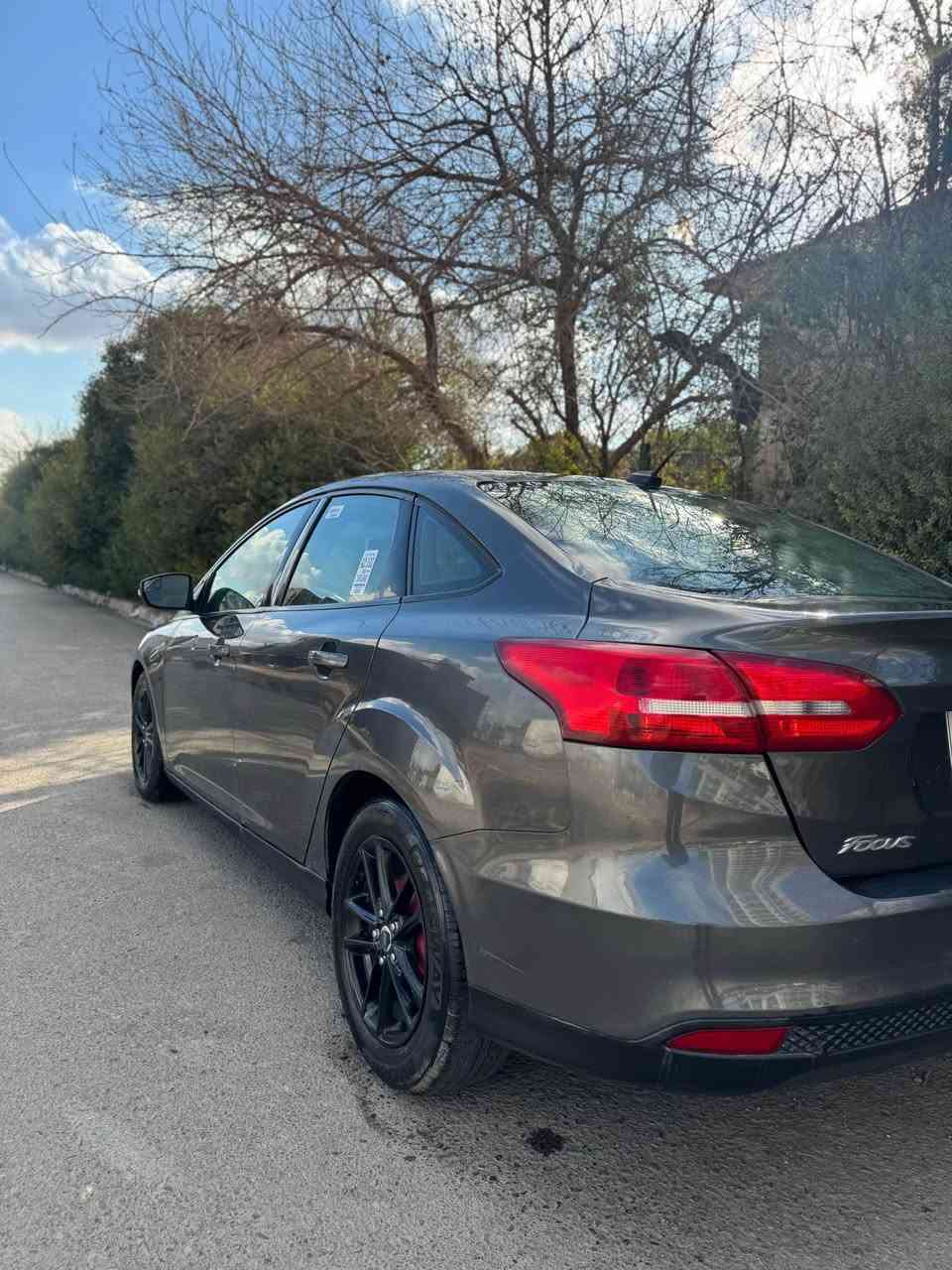 فۆرد فۆکس ٢٠١٧ 
تەنها یەک پارچەی بۆیاخە  چاملخێک
پیش و پشتی نیە لێدرانی نیە
سەیارەک پاک و بێ کیشەیە 
گێر مەکینە بەردی گزۆز کارەبایات و بەشەرتە 
هەموو شتێکی بیلادی خاوین ماوەتەوە
مواسەفاتی SE 
بۆ زانیاری زیاتر نامە بنێرن سعریشی ٨٨ کەمی مەجال
0️⃣7️⃣5️⃣0️⃣2️⃣2️⃣0️⃣2️⃣6️⃣4️⃣6️⃣ ژمارەی مۆبایل أربيل, العراق
