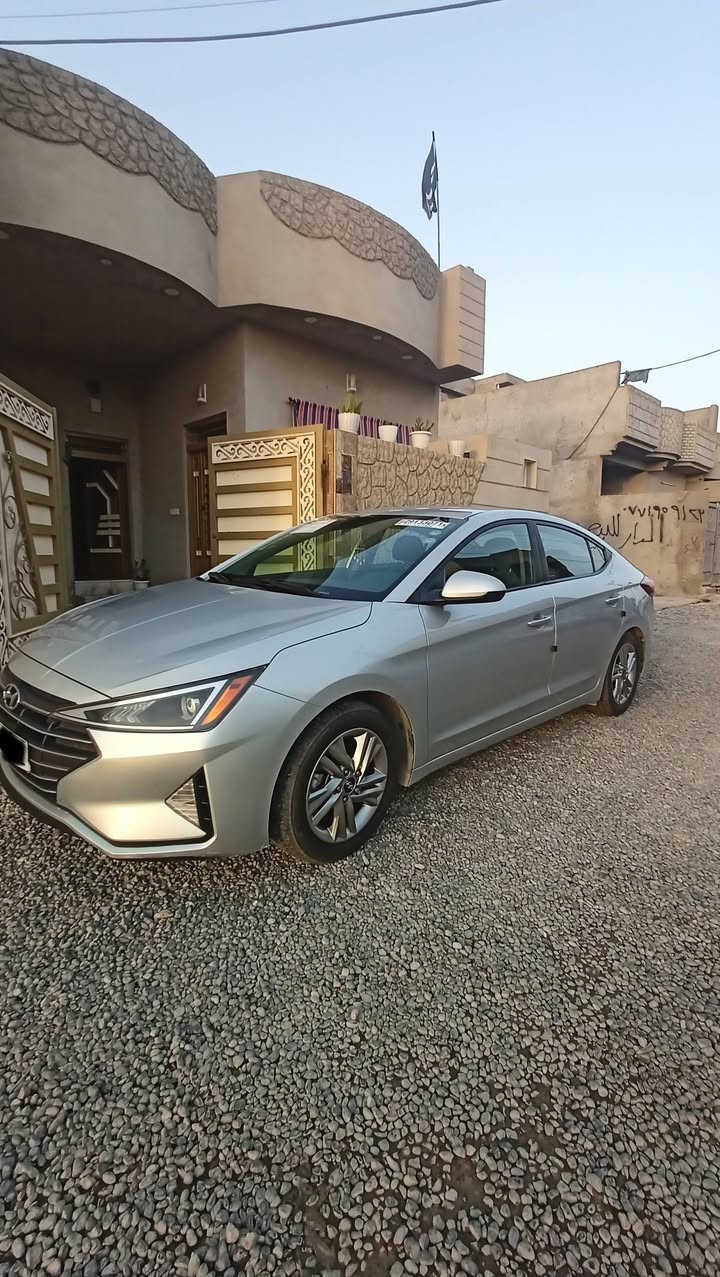 النترا 2019 وارد امريكي 
دخول كلين بيها باردين فقط 
محرك 2000 دوش
كير AT
ماشية 94 ميل
السعر 147 بيها مجال
الموقع موصل
الرقم ***********
