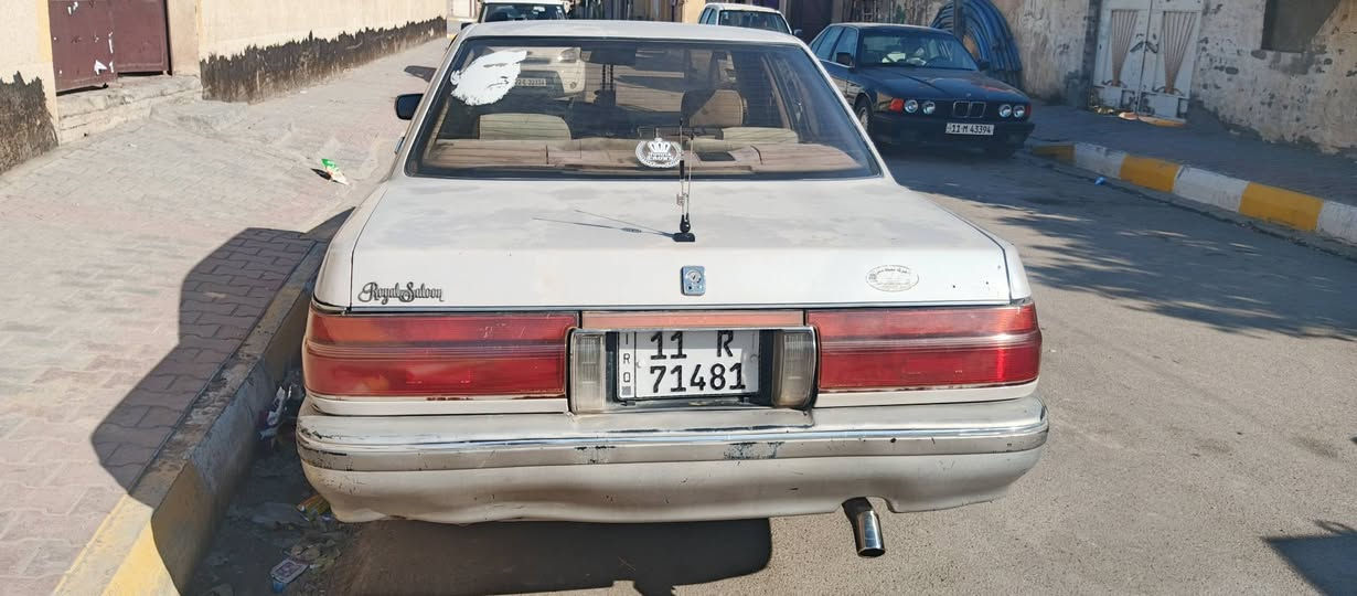 هارتوب السعر ٤٥ورقه
موديل ٩٠
مكفولة من الضربة 
والكص والحادث والصبغ 
مكينه كير خير من الله 
كهربائيات كله شغاله 
تبريد شغال 
مال بيت 
ومال جناي 
رقم بغداد إنكليزي 
تحويل ثاني يوم للاستفسار الاتصال على الرقم 
***********

واسط الصويرة 
وتدللون
