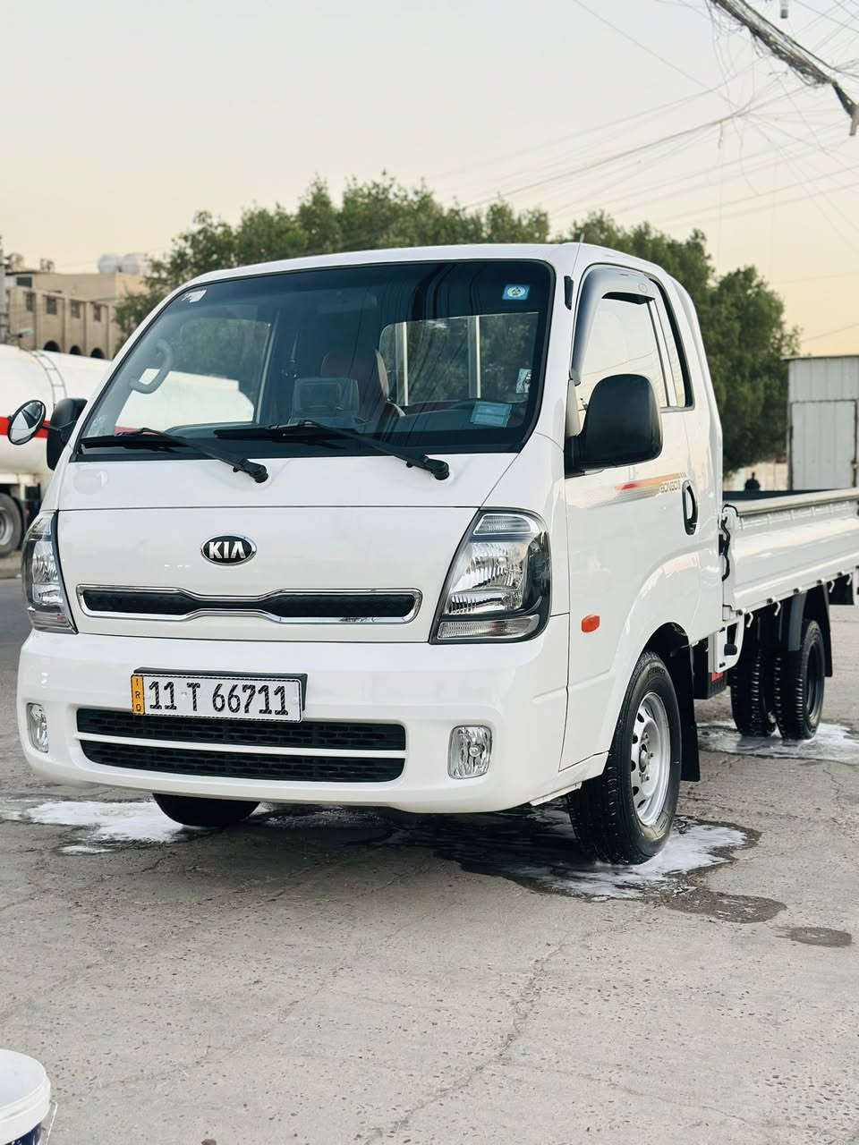 السلام عليكم كيا حمل مسكر موديل2019 كير اوتماتيك رقم بغداد باسمي تحويل مباشر سياره مكفوله من كلشي مكاني بغداد للاستفسار *********** 🙋🏻‍♂️🤍
