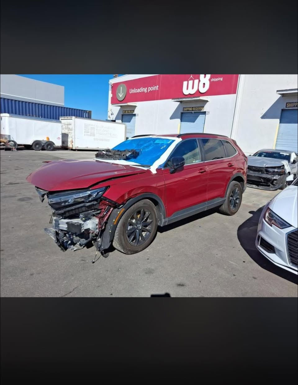 السلام عليكم شباب
هوندا CRV سبورت ماشيه ١٣ الف موجوده بالحره السعر ١٤٠ وبي مجال
***********
