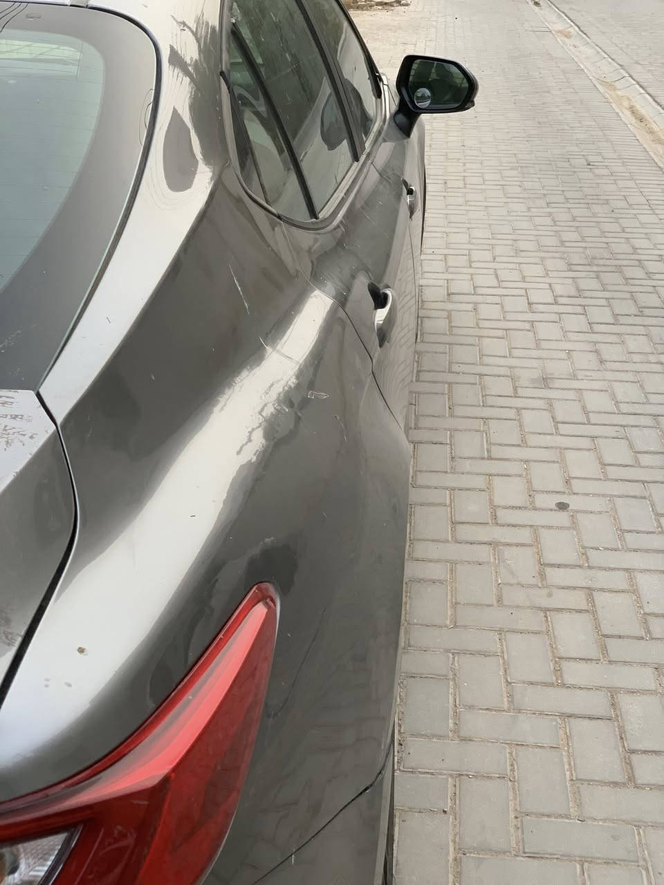 𝟐𝟎𝟐𝟓 𝐓𝐎𝐘𝐎𝐓𝐀 𝐂𝐀𝐌𝐑𝐘-SE-PLAS
السعر 228

تويوتا كامري(SE) موديل : 2025  

رقم بغداد تحويل ثاني يوم 

مكان السيارة بغداد السيدية

ماشية 10الاف فقط 

وارد : امريكي

اللون : رصاصي تيتانيوم 

حجم المحرك : 2.5L (4.سلندر) هايبرد

 *ملاحظة السيارة :حادثها موجود بالصور تبديل بنيد جاملغ   فقط وبارد بالجاملغ الخلفي فقط بيقية السيارة كفالة 

فول فول مواصفات 1/1

نظام مراقبة انتباه السائق Driver Monitoring System (DMS)

فتحة سقف سلايد روف 

داخل ليـــد بلادي

كيـــج الـــكتـــرونـــي (دجيتال)

شـــاشـــة كبير لمـــس

شحن وايـــر ليـــس

كاميرا خلفية 

ابـــواب  بصمة

بصمة تشـــغيـــل 

تشغيل عن بعد (𝐑𝐄𝐌𝐎𝐓𝐄 𝐒𝐓𝐀𝐑𝐓)

هاند بريك بصمة

اوتو ستوب (𝐀𝐔𝐓𝐎 𝐒𝐓𝐎𝐏)

رادار امامي (تحديد مسار)

‏‎رادار جانبي (نقاط عمياء)

‏‎رادار خلفي (التحذير من الاصطدام) 

نظام (𝐄𝐂𝐎)

نظام (𝐍𝐎𝐑𝐌𝐀𝐋)

نظام (𝐒𝐏𝐎𝐑𝐓)

مانع انزلاق+𝐀𝐁𝐒

فول تحكم استيرن

كشنات جلد 

كشنات كهربائي

تبريد لمس شاشة

تبريد شاشة قطعتين 

لايتات 𝐋𝐄𝐃 ليد عدسة زينون

بكلايتات 𝐋𝐄𝐃 ليد

‏‎للأستفسار الاتصال علی الرقم   ***********‬
