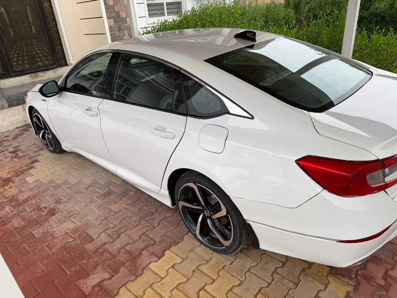 سياره للبيع رقم صاحبه اني مكلف بل نشر ***********
