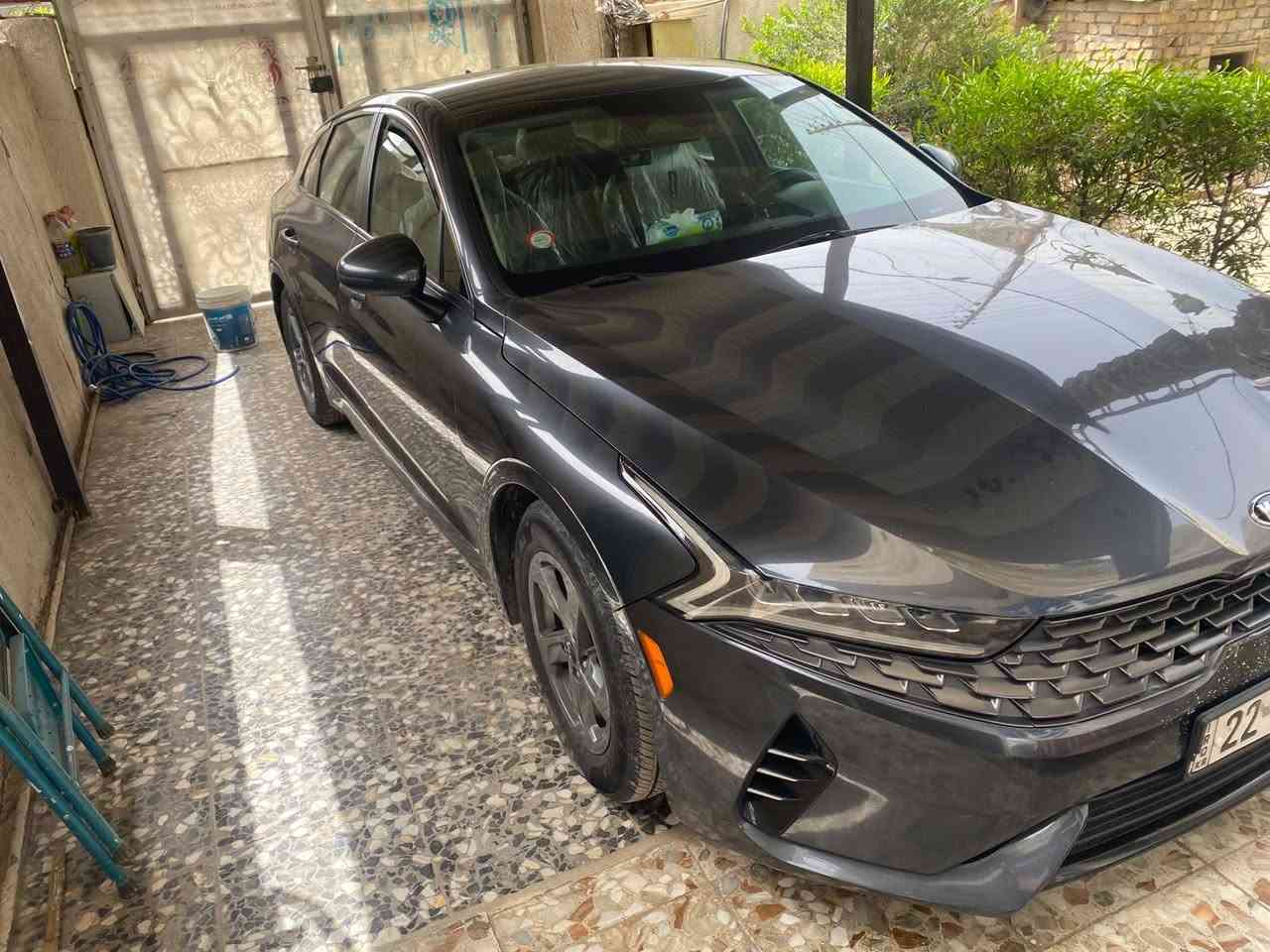 سيارة اوبتما k5 موديل 21فول ماعدة لفتحة بصمة كير ومكينة مكفولات سيارة ظربتة موظحة بل صورة  ظربتها بل جنطة رقم أربيل سعرة 150 وبيها مجال مكاني بغداد الدورة سيارة بسمي تحويل ثاني يوم ***********
