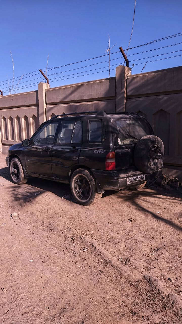 اخوان سوزوكي موديل 2000 محور محرك الفين 1JZ ياباني سيارة سفر و شارع و شغل و بر صرفهة قليل مال جناية مي و دهن و بنزين و انسه لان ياباني تاكل الشارع اكل شلعة رزانة شاصي شيلمان حديد بلادي تخيل سبير وياهة للبيع مال وزة تاخذهة تجنيهةة

.  52 قفل ماخذهة من جناي قفل
. واتس ايضا موجود ***********
رقم بغداد السيارة كير اوتو
