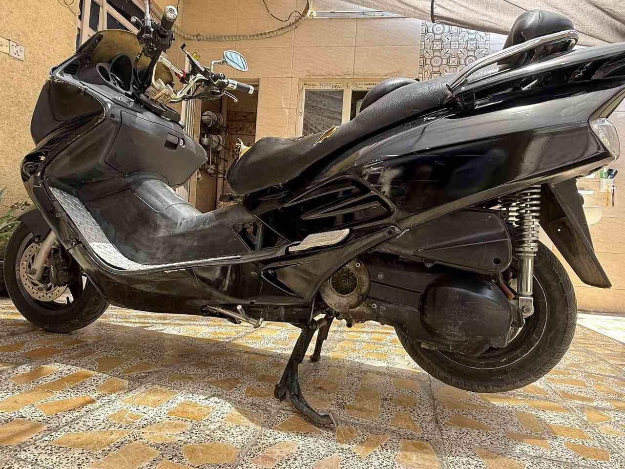 السلام عليكم فورزا 0.6
للبيع بسعر 650 قابل للتفاوض
دراجة خير من الله وقبل كم يوم سويت الها ادامة كلجات 
معتني بيها من ناحية الدهن والبانزين 
(محسن + دهن موتول 7100)
يحتاج الها ترتيب من بره 
بقية الأمور تجي تشوفها بعينك واني بالخدمه 
اسف ع الاطاله 
العنوان بغداد الحبيبية


**إذا كنت صاحب هذا الإعلان وتريد حذفه لأي سبب، رجاءا أرسل رسالة إلى الدعم الفني**