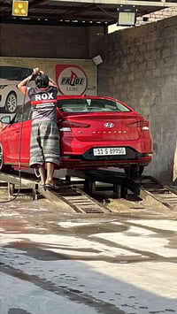 النترا ١٩ السياره نص فول محرك الفين دوش السياره حلوه وخير من الله ماشي...