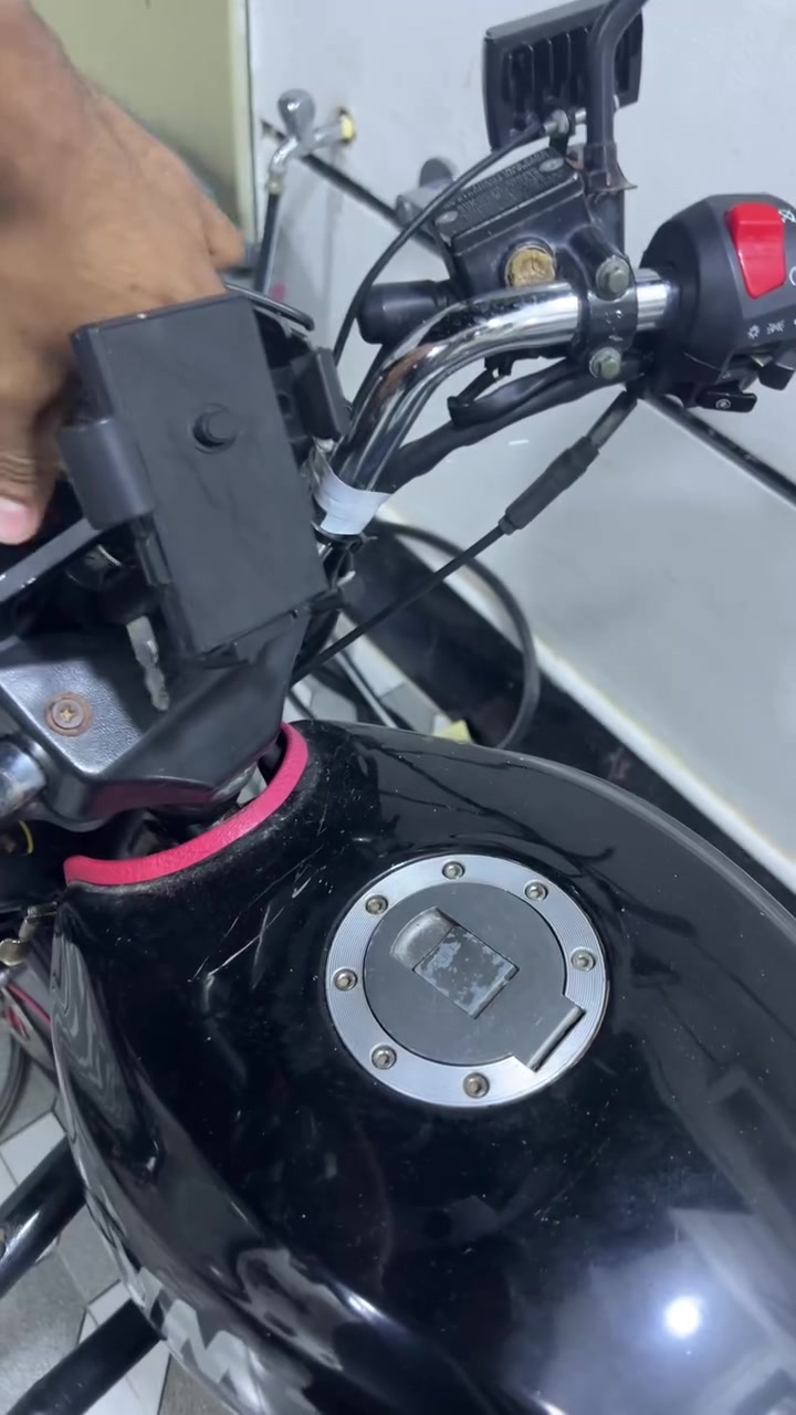 السلام عليكم
موديل 2012
اوراق قرص موجود كمرك مدفوع 
مراوس فقط حسب القناعه شعندك نزل


**إذا كنت صاحب هذا الإعلان وتريد حذفه لأي سبب، رجاءا أرسل رسالة إلى الدعم الفني**