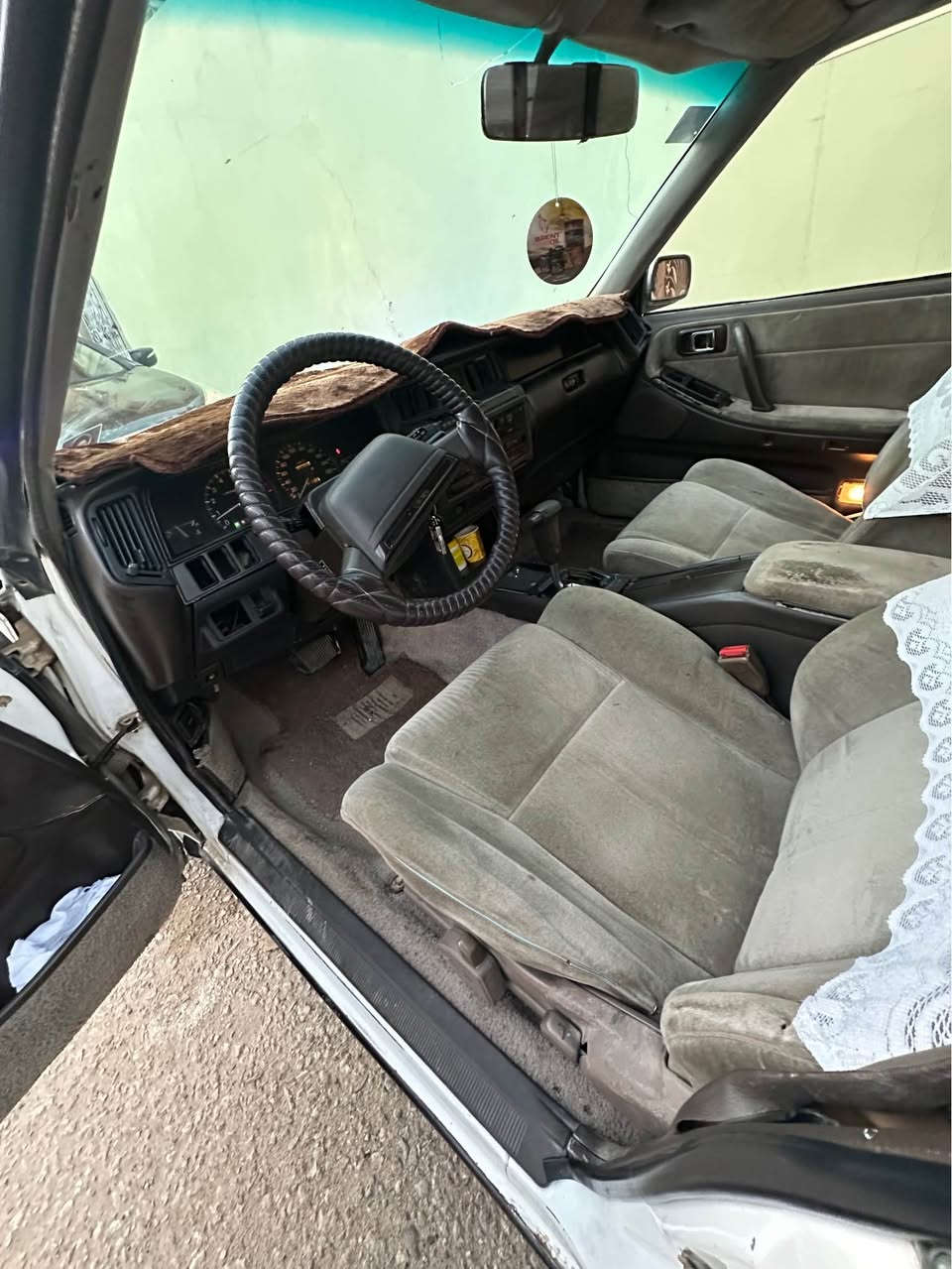 هارتوب موديل 91 كفاله من الكص والحداث والصبغ حداديه جديده كهربائيات شغاله تخم تاير محرك وكير كفاله محرك 2500 جديد  رقم نجف دولي ابسمي سنويه ل 2030 مكاني النجف متواجد  ع نت واتساب رقمي *********** النجف, العراق
