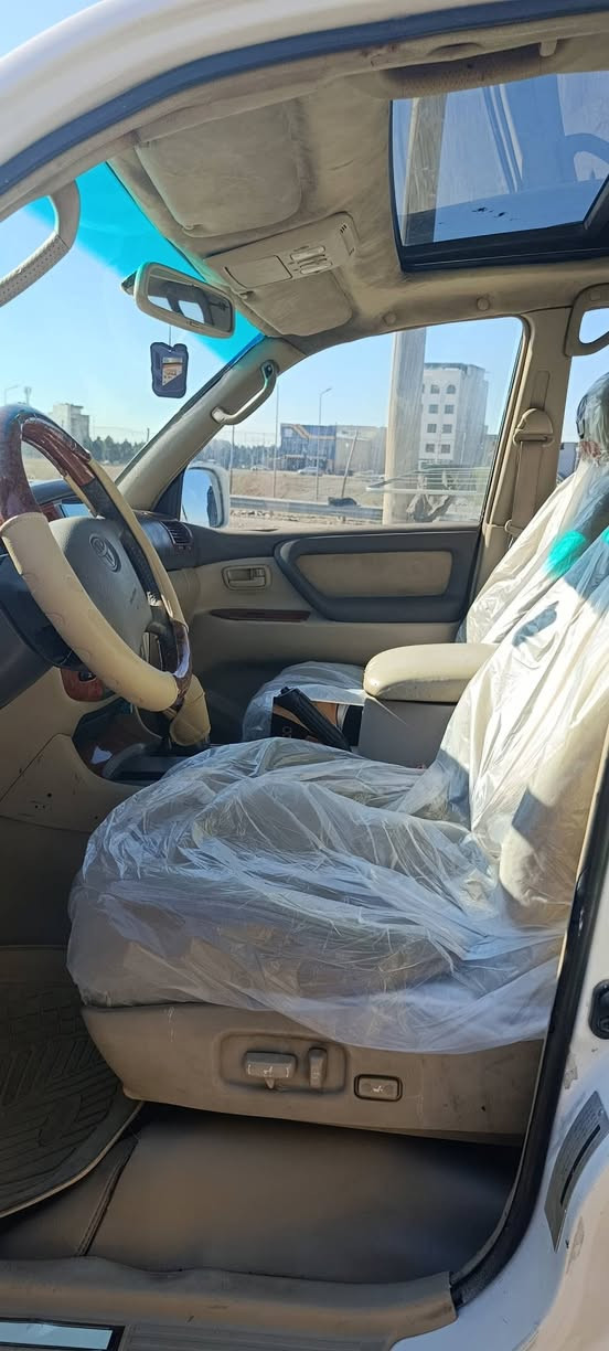 السلام عليكم.  اخوان نزلت السعر بسبب الاوضاع موديل 2006.. وارتفاع الدولار.   السعر 125 بي مجال للشراي. التفاصيل السياره جافيه صبغ عام. انطيك گير محرك شاصي تبريد كهربائيات. بشرط.. گير اوتوماتيك سلايد صدرها نظيف دبل تانكي.دبل اكسل كله شغال   تايراتها  تحويل بشرط باسمك.   مكان السياره اربيل.  مراوس حسب القناعه.  ***********.
