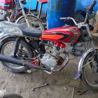 دراجه نامه اللبيع كلك كلك سعره 400 وبيه مجال وللتواصل عله هذه الرقم 07...