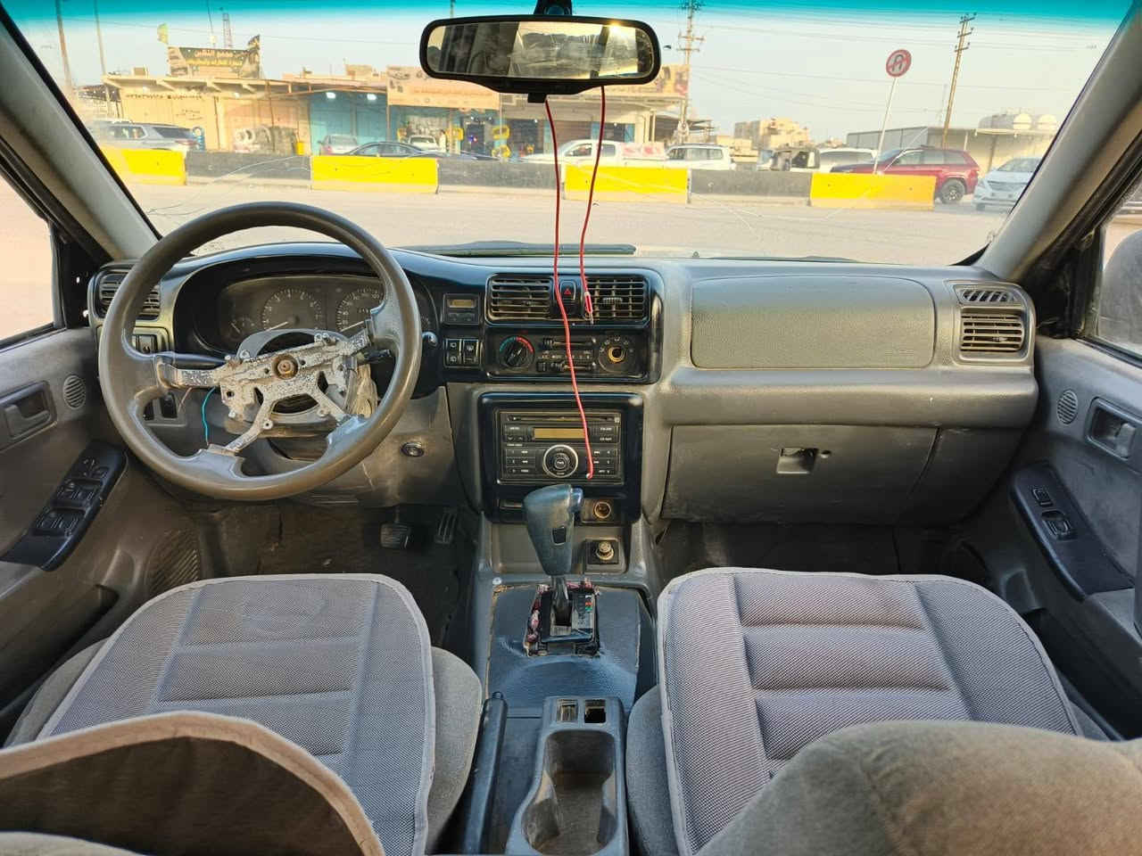 السلام عليكم 
اسوزو مديل 2000 سنويه منتهيه مصبوغه جماليه بدون ضربه محرك vvt التبريد عوزه بس كمبريسر منضومه كامله كهربائيات شغاله السعر 45 وبي مجال المكان البصره القرنه رقم الهاتف ***********
