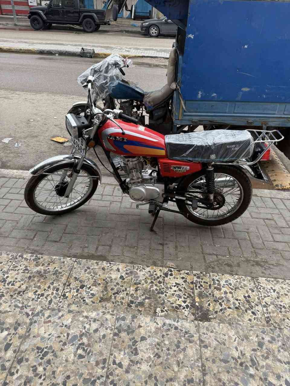 السلام عليكم دراجه للبيع شاصي ارشا 19 تعمير 26 مكينه مفيلسه فقط رقم وسنويه تنتهي 2030 بأسمي تحويل ثاني يوم دراجه احلى من الصوره ما مغسوله 1650 الف بيه مجال حگ جيتك غراض نامه شلامجه بلاد مكاني الحيانية موسى الكاظم 
*********** بي واتساب
