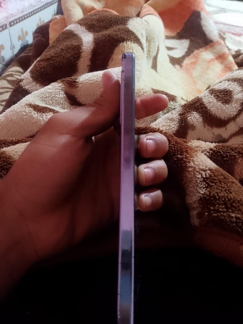 انفنكس جي تي 200 برو  ذاكرته 256 ب200 الف مكاني البصره ***********
