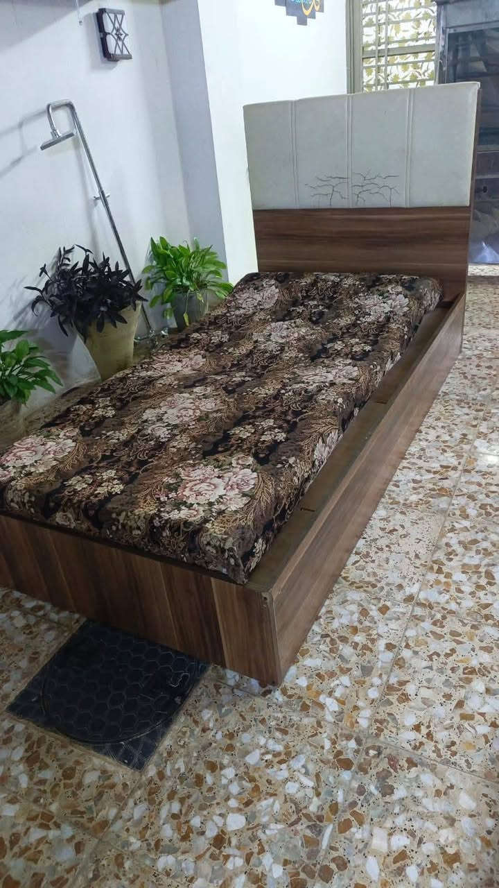 سلام عليكم ورحمة الله وبركاته
هاي جرابي ام نفر  البيع العنوان بغداد حي اور سبع قصور المشروع رقم الحجز او اتصال ***********
