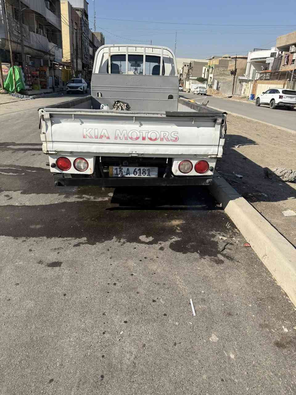 كيا بنكو رقم ميسان مكاني بغداد البلديات رقم سنويه جدد بيه صبغ بلبجم شويه والباب الخلفي موديل 2013 بأسمي كل كهربائياته شغاله ميكانيك كله جديد ولاستفسار اتصال على *********** مكلف بلنشرر مكلف بلنشششرر  السعر 95 وبيه مجال
