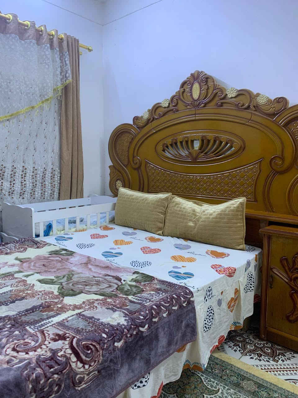 سلام عليكم شباب  غرفه نوم مستخدمه  عراقي كله صاج اصلي
شرط غرفه شغله درجه اوله للبيع او اروسه بغرفه تركيه مكان سوق الشيوخ سعر مليون رقم ***********
