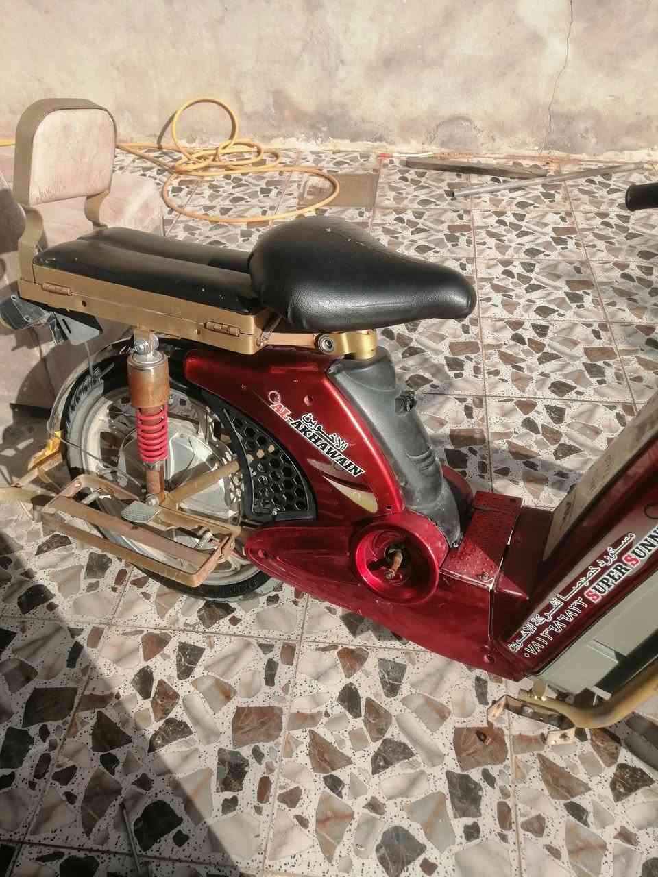 ماطور شحن نضيف جدا ٢٠٠ الف ***********
