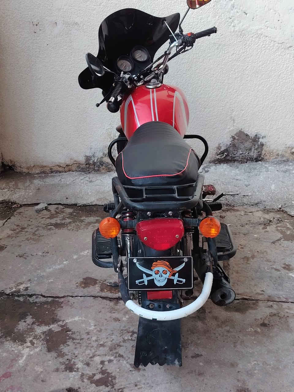 سلام عليكم دايوان للبيع موديل 23نكره سلف شغاله كهربيات كامل نشاط فول سعر 950وبيه مج ***********
