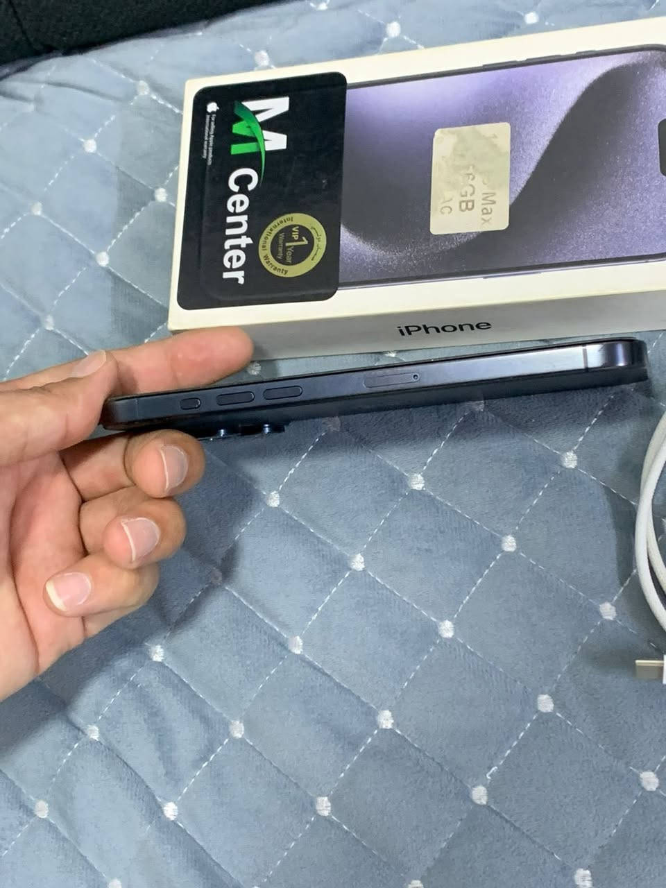 للبيع ايفون 15 برو ماكس 
نضافه فوول🔥🔥
بطاريه 87
دبلZ A 
كامل ملحقات 
السعر مليون و 50 الف وبي مجال بسيط 
للاستفسار الاتصال ع الرقم قليل متواجد فيس 

‭***********‬
***********
