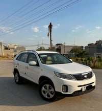سورنتو ٢٠١٤ • ٧ راكب • بدون صبغ