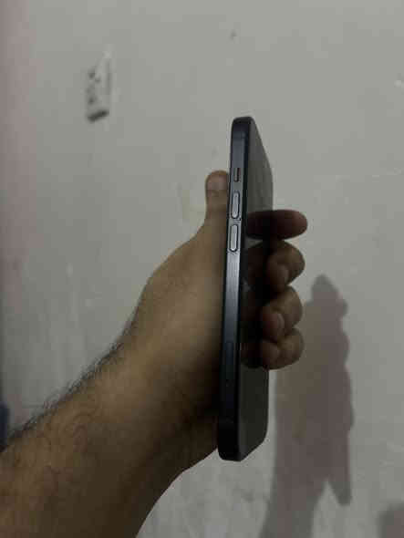 سلام عليكم
15 عادي دبل خط
128
90🔋
Cycle 474
مكفول وتر بروف
دبل خط 
لون اسود طافي
ملحقات ضايعه
سعر ٦٤٥ بي مجال بسيط جدا
مكان ديوانيه
***********
