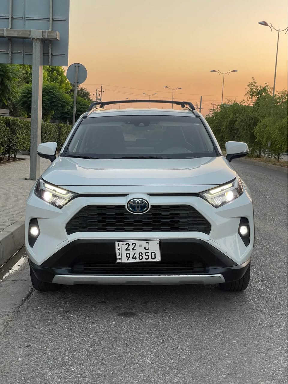 TOYOTA RAV4:HIBRYD
LE+AWD 2023
 وارد امريكي.      45,000 ميل  
تنكي فولل 930 km يمشيء
سيارة بص باب صبغ و ربع جاملغ
سيارة مكفولة كفالة عامة    حتى دعامية شرط
بدون ايرباك بدون دواخل
بنزين و هايبريد  /  محرك 2,5 
شاشة كبير+ مرايا رادار+ كيج الكتروني +٣ نيضام
تبريد قطحتين+لايد زينون+تحكم ستيرن+رادار امامي
هاند بريك بصمة+تعديد سرعة
اربيل:شارع ١٠٠ داخل معارض
واتس اب موجود (***********) تكريت, صلاح الدين
