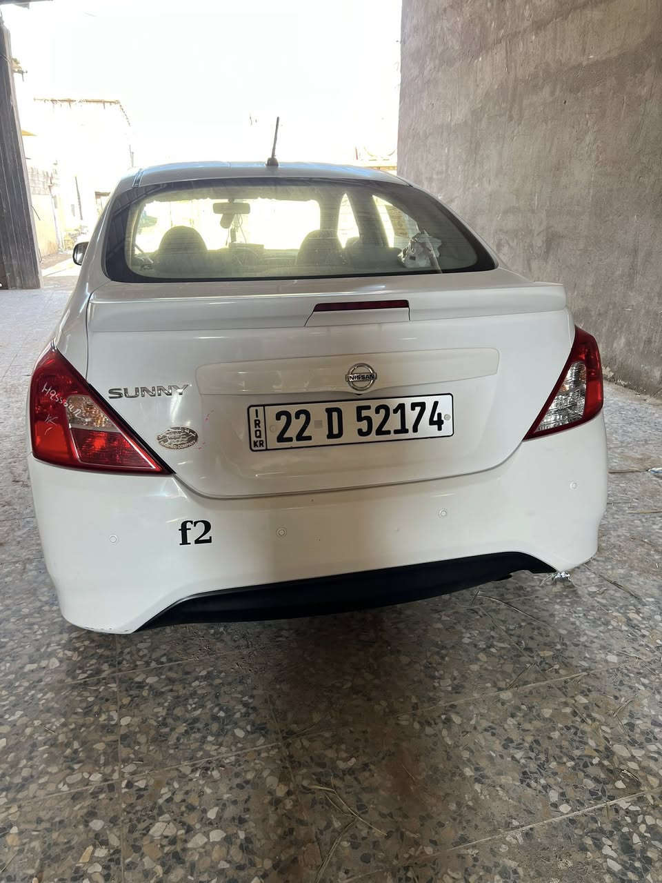 سلام عليكم  ( بصره شط العرب جزيره )
سياره للبيع نيسان سني هندي بليته زركه مديل 20 سنويه جديده لل 31  بسم ولد صديقي بل  بصره  مو بسم كردي وعدي وكاله بيهه  سياره جاهزه من كلشي ماشيه 90 الف كفاله من الضربه القويه بيهه كم بارد خفيف  السعر 107 وبيهه مجال البصره شط العرب الجزيره  ***********
