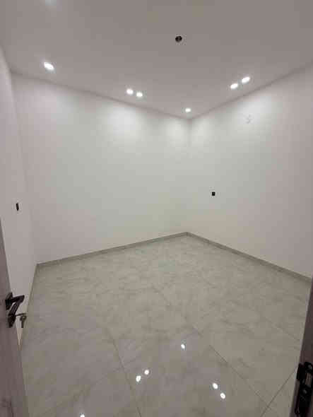 للبيع  #الغزالية
مساحة ٥٠م
واجهه ٤م نزال ١٢،٥م

الغزالية الكفاءات العدل الثانية محلة ٦٤٩
بناء من الاساس  📣
يحتوي على
🔴صالة
🔴مطبخ
🔴صحيات ٢ 
🔴غرف نوم ٣
للاستفسار الاتصال 
***********
او زيارة المكتب في الغزاليه شارع البداله مقابل الكوخ 
مكتب الهندسي للعقار
