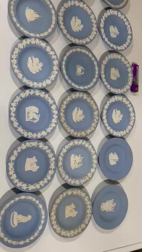 ودجود عدد ١٨ 
للبيع
تواصل خاص


**إذا كنت صاحب هذا الإعلان وتريد حذفه لأي سبب، رجاءا أرسل رسالة إلى الدعم الفني**