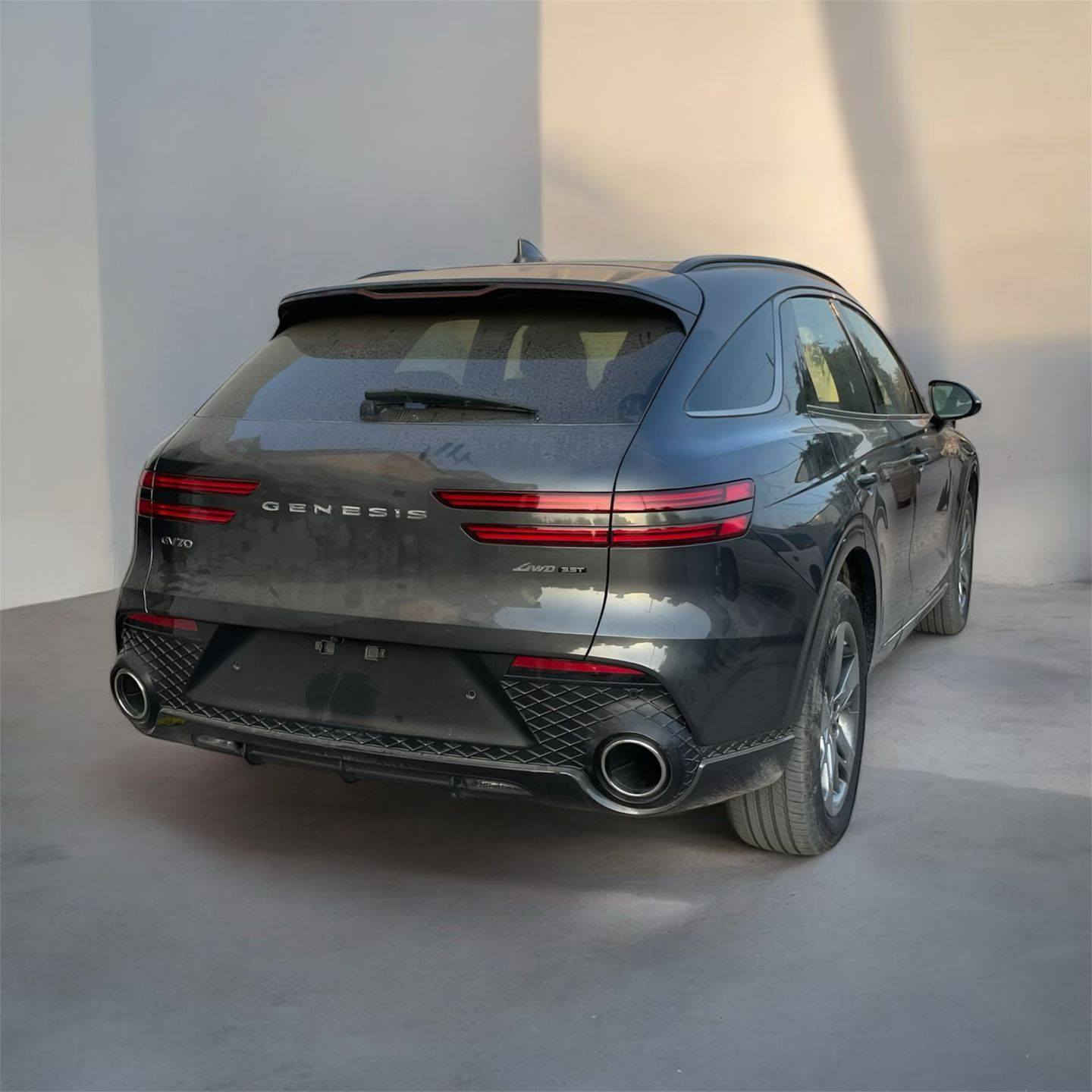 #الى_عشاق_الفخامه 
جينسس Gv70 2024 برستيج 
فول مواصفات للاخير 1/1
ماشيه 5 الف فقط السياره بحالة الزيرو😍
حادث جدا بسيط بارد بدون ايرباك يعني كلين تعتبر 
رقم بغداد دولي الجديد تحويل مباشر 
مكان السياره بغداد المنصور
للاستفسار 
***********
. 
. 
✅علق تم يصلك السعر خاص مباشرةً ⚡💰⚡💰⚡
. 
. 
. 
. 
. 
. 
💥اذا كنت تريد نشر سيارتك تواصل معنا عبر الصفحه.
