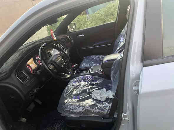 للبيع جارجر موديل 2022 بوليسي سمنتي بدون صبغ فقط الدعاميه الامامي   او بيها بارد بالبنيد والجاملغ امامي ماشيه 56 الف كيلو  رقم ارييل (***********)السعر 195
