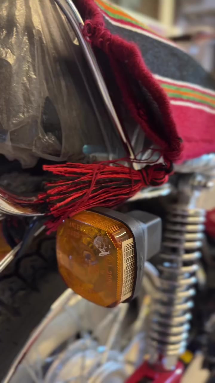 السلام عليكم شباب دراجه  نامه اصلل دراجه مديل 2026 وراق سكنر ما مسحوكه رقم الهاتف  ***********
