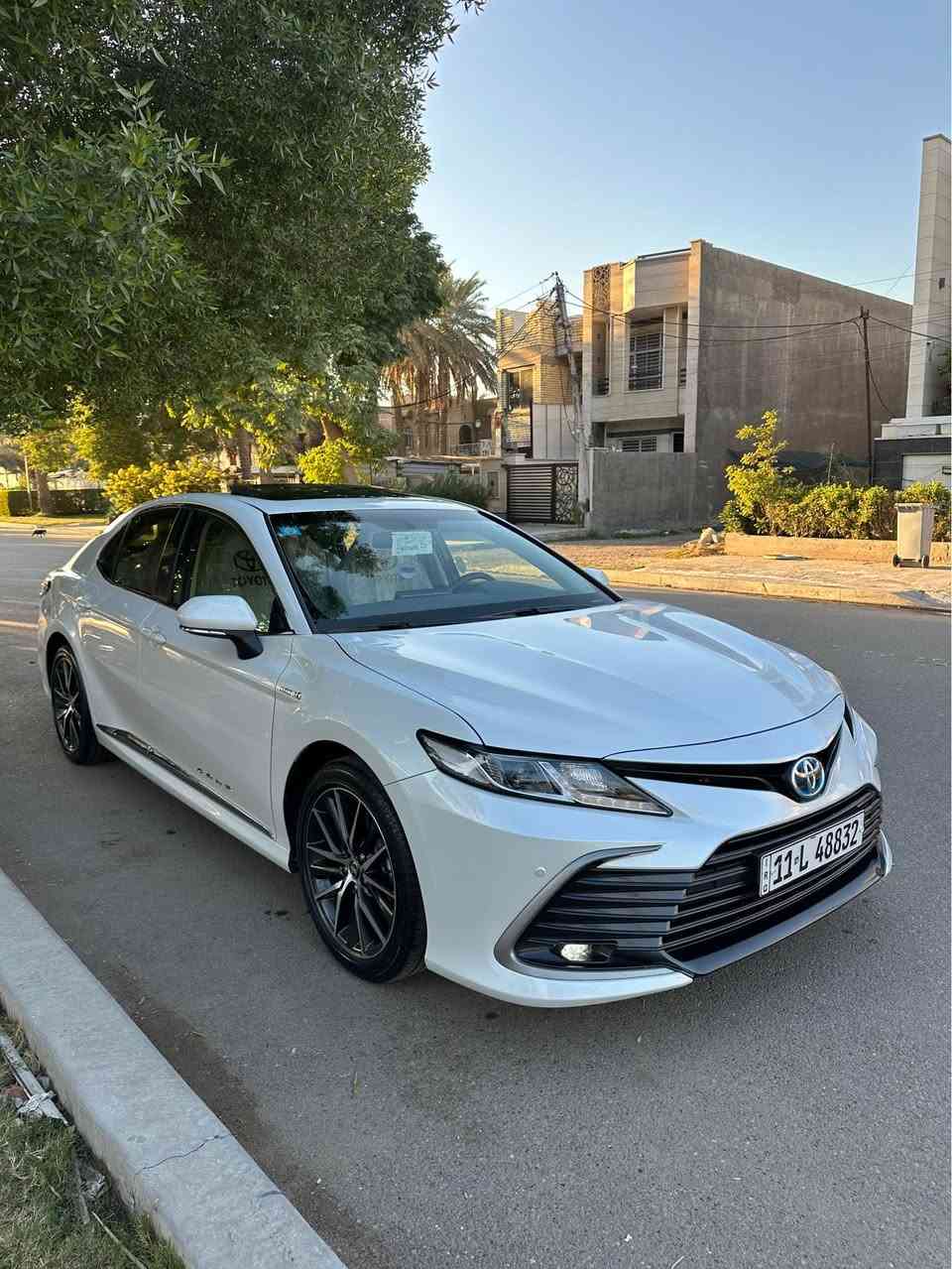 السلام عليكم
تيوتا كامري 2024خليجيه وكاله عبد الطيف فول مواصفات
فتحه وبصمه وجلد وبرده كهرباء 
مكفوله كفاله عامه ماشيه 37الف كيلو مكاني السيديه
السعر 248ومجالها بسيط
*********** بغداد, العراق
