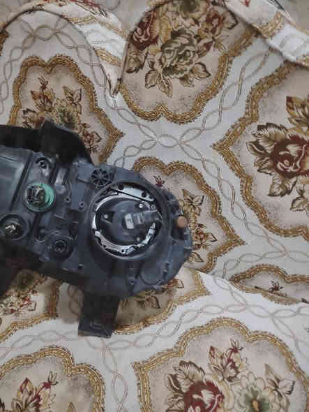 سلام عليكم متوفر لايت ايمن دورنكوا جهه اليمنه اصلي تفصيخ موديل ١٨ سعره ١٧٥ توصيل موجود 
***********
