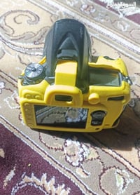 كاميرا نيكون D7100 الحالة: مستعملة نظيفة جداً (إخت الجديدة)  الاستخدام...