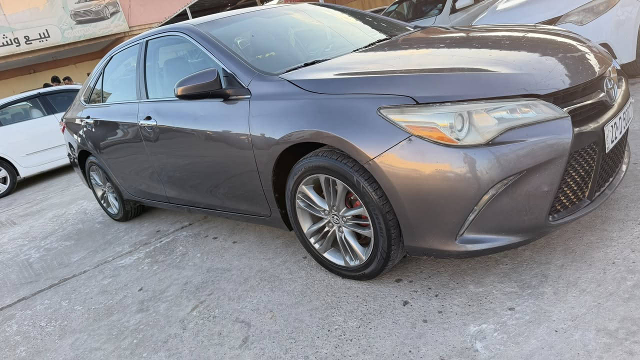 السلام عليكم للبيع بسعر مناسب جدآ 142 وبيها مجال
ويرهم مراوس
وارد امريكي 
بيها بونيد مبدل ومصبوغ 
شرط بدون وداخل  
سونار مرفق 
تويوتا كامري 
موديل 2016 SE
رقم اربيل دولي شرط تحويل باسمي 
سنويه جديده 
هزه جديده
تحويل مباشر  
شاشه
كامره 
تحكم ستيرن 
مواصفات SE
مكان سياره صلاح الدين بيجي 
السعر 142
ويرهم مراوس حسب قناعه 
***********
***********
